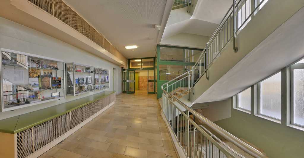 Hauptgebäude Flur